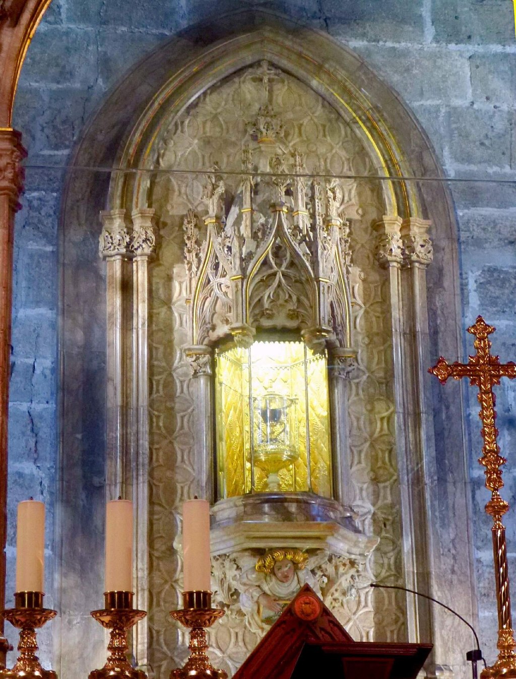 The Holy Chalice of Valencia: the history of the cup venerated as the Holy Grail
